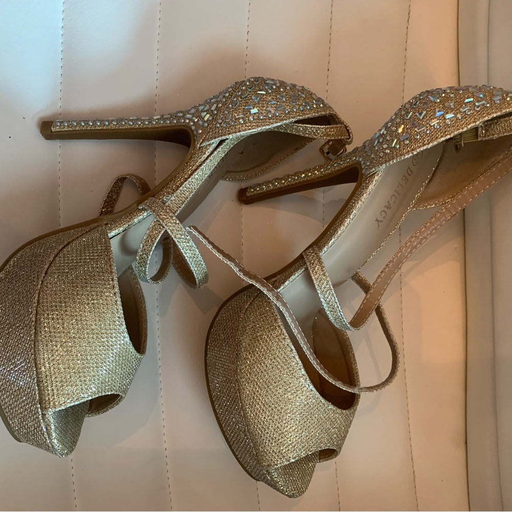 Delicacy Gold Rhinestone heels - Picture 4 of 7